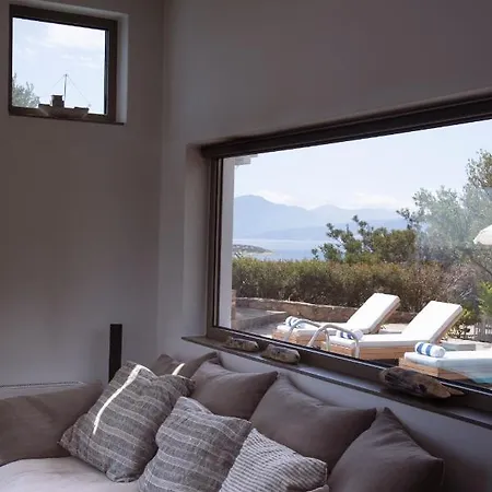 Villa Aiolos: Above The Sea, Within
